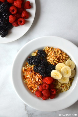 do-not-touch-my-food:  Quinoa and Fruit Breakfast Bowls