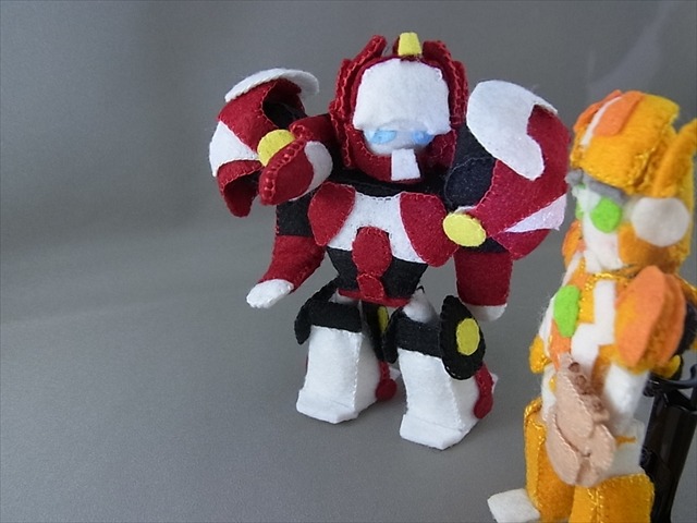 ashi-ru:  アラートいつ戻ってくるのかな～。 ダイオウサソリはタカトミアーツのガチャ景品です。