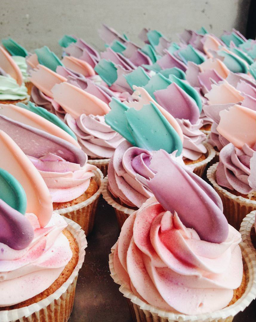 sosuperawesome:  Brushstroke Cake Art by Kalabasa Bakery on InstagramFollow So Super