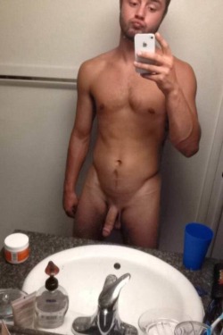 forbiddensights:  Hot submission!!