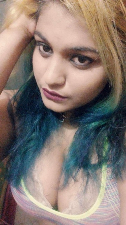 meewee-world: life-is-a-sex-fucking: mageyunhu: Does anyone know who she is, where she is from, her 