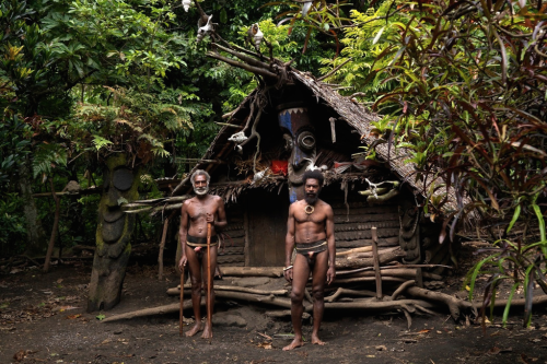 nubbsgalore:  vanuatu, an archipelago nation made up of 83 islands in the south west pacific, was populated some 2500 years ago by melanesian navigators.  the yakel, seen in their kastom (village) on the vanuatu island of tanna, refuse any modern methods