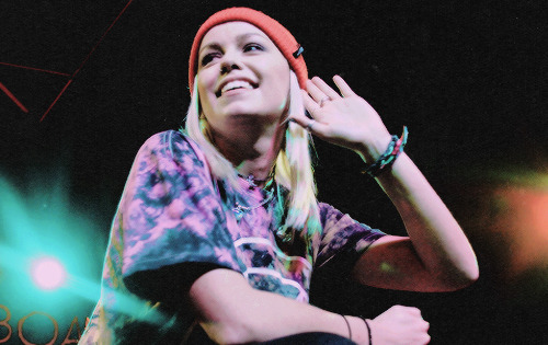 dailyjennamcdougall:  Credit