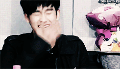 namnambunny:  KIM SOO HYUN; He has a habit of covering his mouth when laughing. According