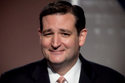 chocolatecakesandthickmilkshakes:  The is Ted Cruz and he just threw his hat into the ring for a presidental bid in 2016. Ted Cruz was born in Canada do you think he’ll get all the shit Presdient Obama got?   He better. It’s like they forget