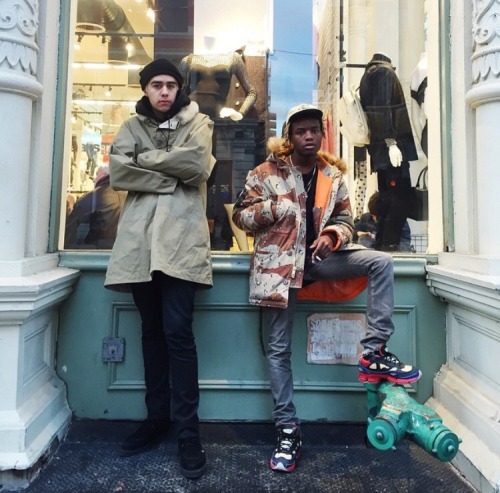 fashiondreaming: filthyxrichkidz: lewisapon: more fashion and shit here.  Cocvinex Fashion Memb