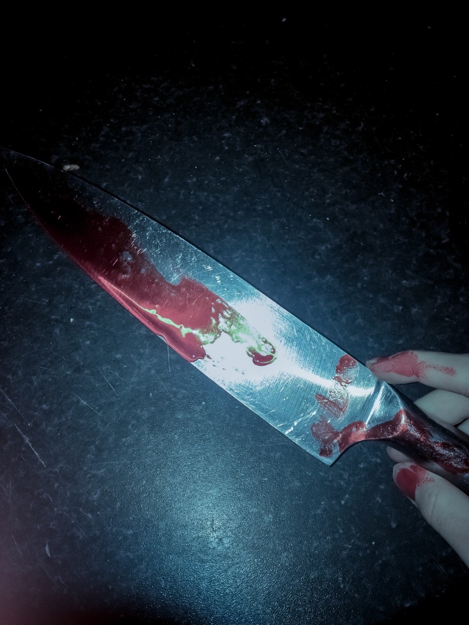 ËmōÇât — blood-bathed-and-decayed: Go get your knife