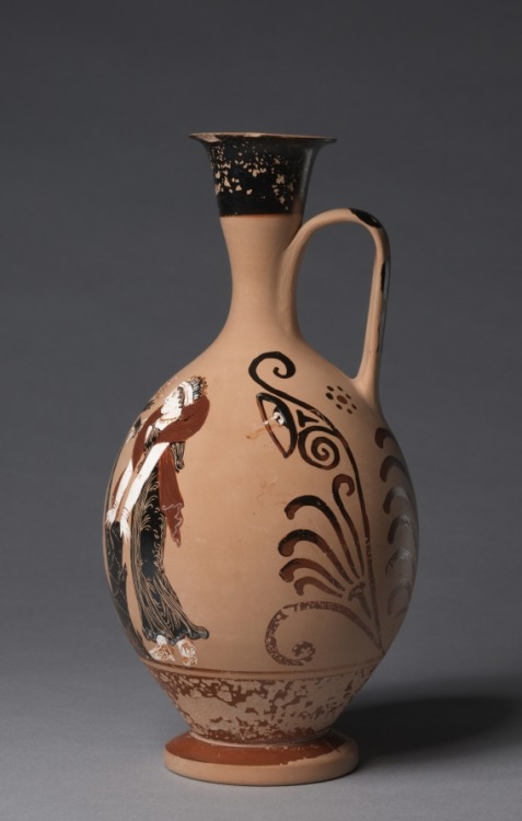 theancientwayoflife: ~ Paestan Black-Figure Lekythos. Date: 330-300 B.C. Place of origin: South Ital