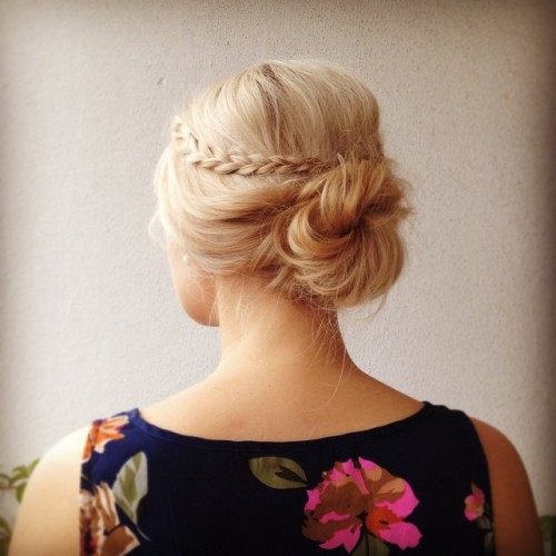 #bohemian laid back #updo w/ small #braids . #blonde #blond #hair #hairstyle #bun #chignon #braid #p