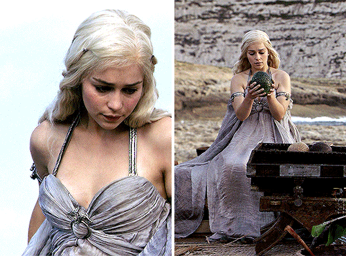 Two gifs of Daenerys Targaryen in her lilac wedding gown for her marriage to Khal Drogo.