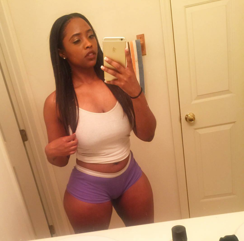 bestblackgirlsxxx:  ur-so-assmazing:  Marcella Young  That kitty kat got a camel toe