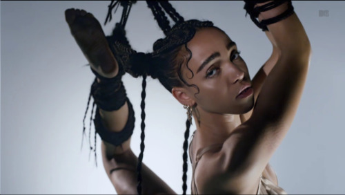 tonari-totoro:  FKA twigs in her video for Pendulum (2015) 