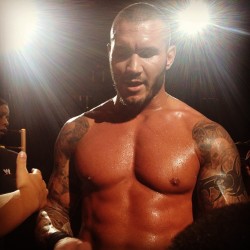 If he was this close to me all covered in sweat I would probably stare and drool! Mmm