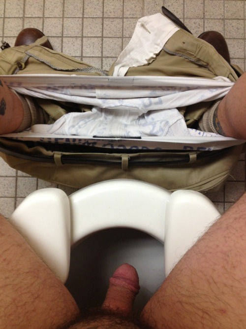 rochraunch: Men’s Room Pervs