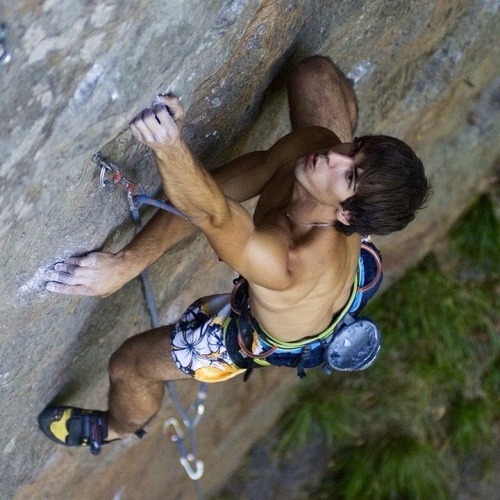 ifuckrainbows:  (via TumbleOn)