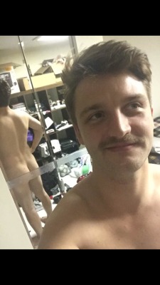 male-celebs-naked:  Andrew Keys from Vine