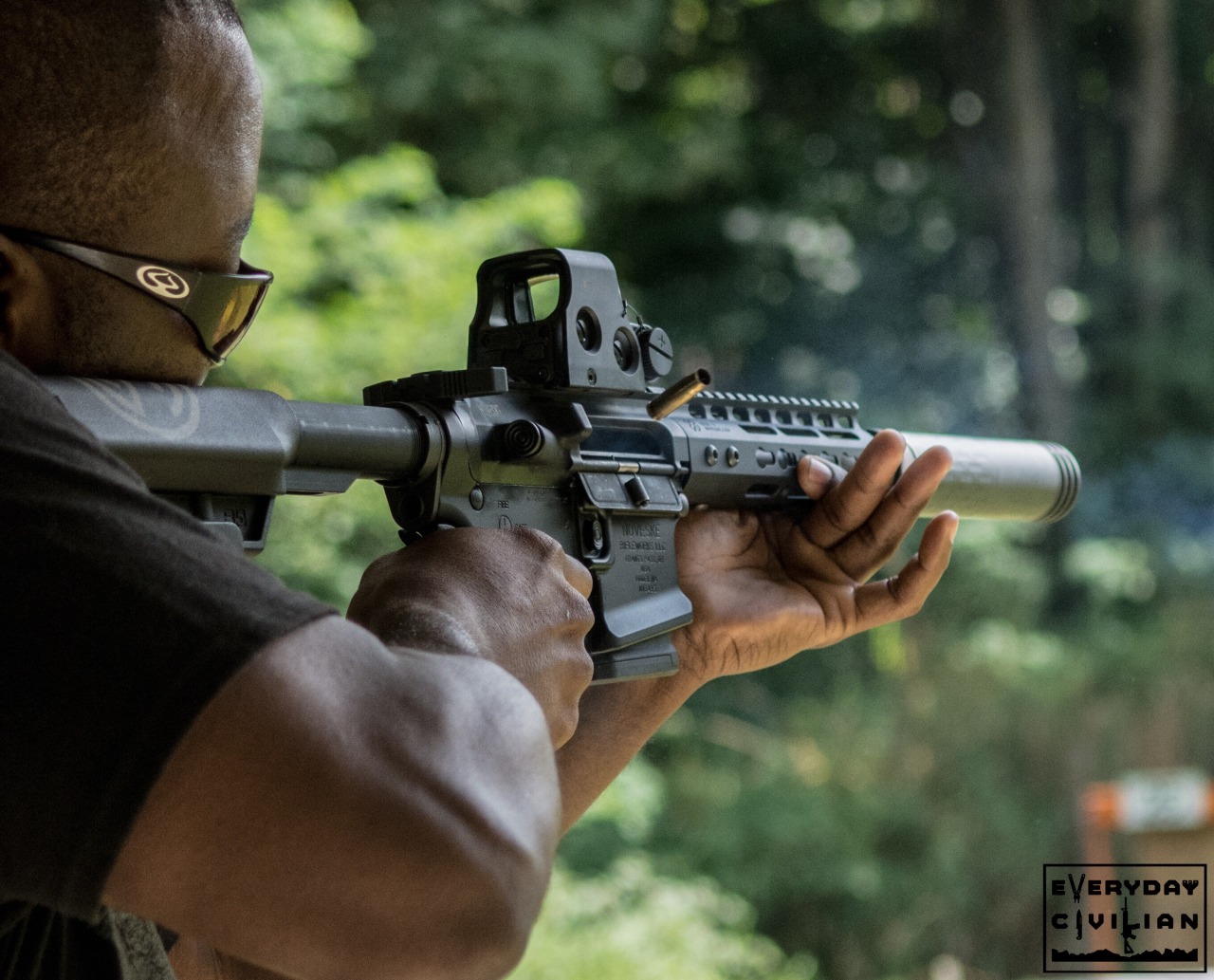 everydaycivilian:  Quiet Riot with @silencerco and their Saker 7.62 with muzzle brake,