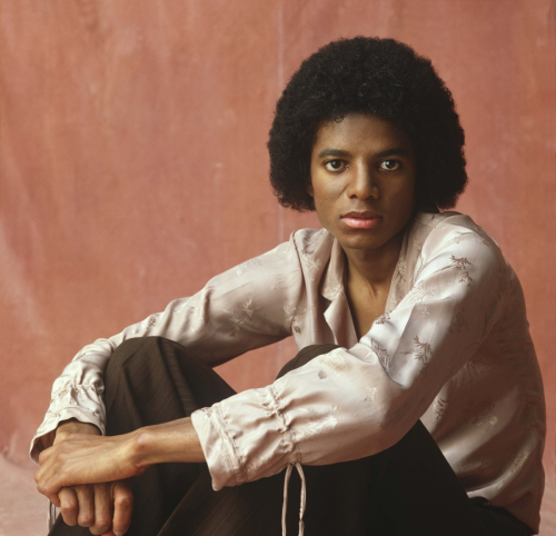 Porn photo twixnmix:    Michael Jackson photographed