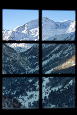 calms:  vehemenace:  Winter View by Jay on