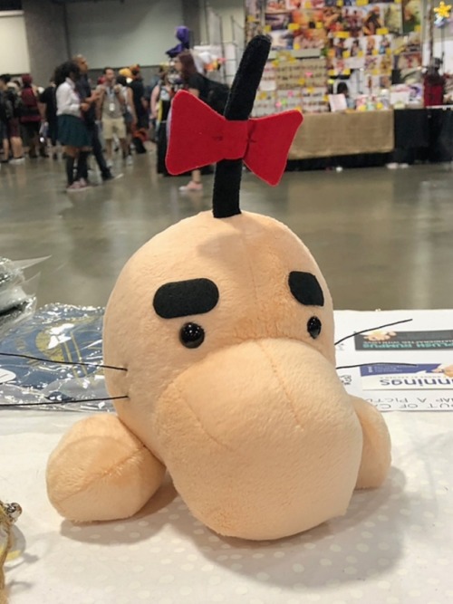 Me and @plush-rumpus were at Otakon this past weekend! It was really nice to see other artist pals a