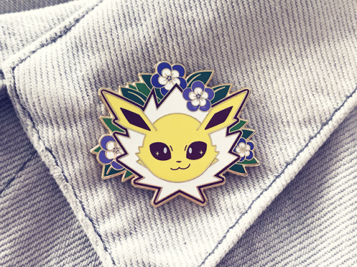 Eeeveelution pins, new and improved, are back on my etsy!