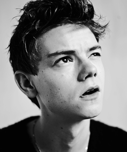 jamescookjr:  Most people still recognize Thomas Brodie Sangster as the little, love-lorn