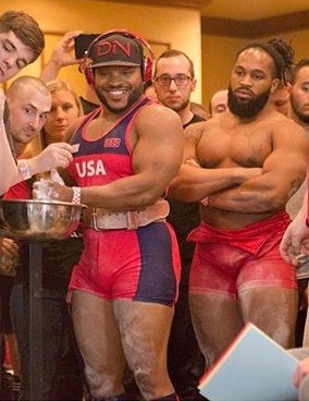 Unwrap that muscle!Ryan Dorris #black muscle#hot men#sexy men#jocks#black jocks#beefy#beef#beefcake#bear#beards#beardgang #men in spandex  #men in lycra #powerlifters#muscle bears#gay bears#bears#dreads#Ryan Dorris