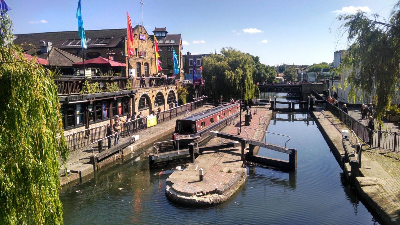 citylandscapes:  Camden Locks and the Camden Lock Market, Camden Town, London Source: