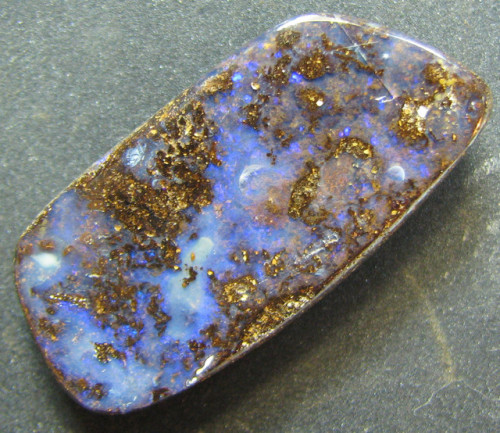 bijoux-et-mineraux:Boulder Opal - Australia