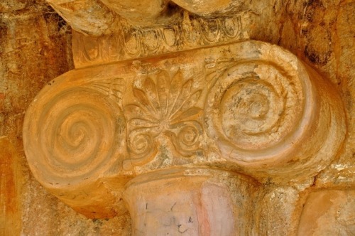 classicalmonuments:The Tomb of Cyaxares (Ashkawt-i Qizqapan (Kurdish: The Cave of the Ravisher)