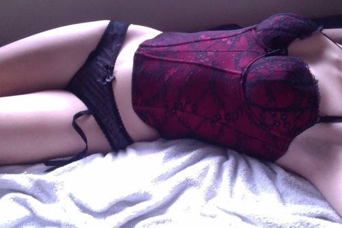 https://tastefullyslutty.tumblr.com/post/53459878179