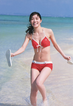 voz48reloaded:  Matsui Jurina 1st photobook