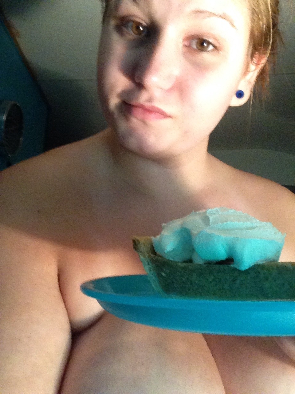 awonderfullybeautifuldisaster:  Eating pie naked and alone at 3 AM is a win, right?