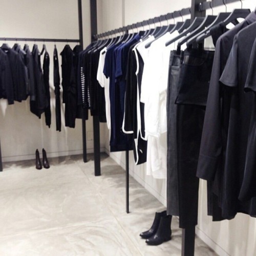 lipstickjunki:  Alexander wang