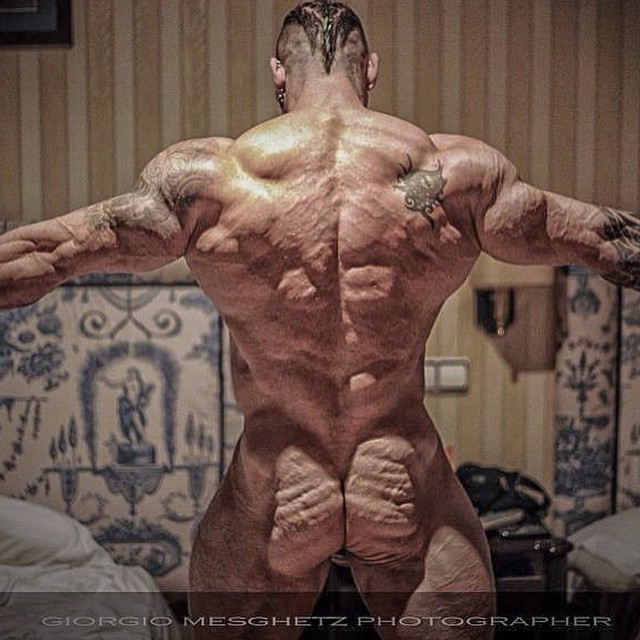 lkng4hngtop: themuscleboyg: Miha’s butt!!!!!!! https://www.instagram.com/miha.zupan/