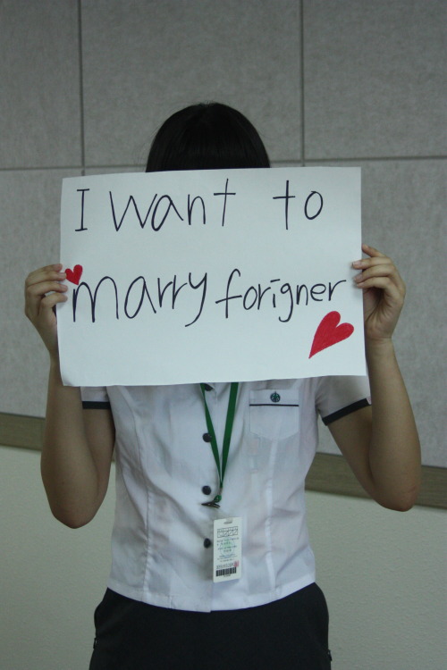 koreanstudentsspeak:I want to marry forigner