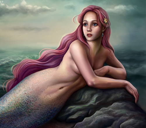 Hey everyone, long time no see. I wanted to finally share this Mermaid artwork that I started during