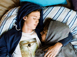 evenerikkealene:the way how isak makes even laugh