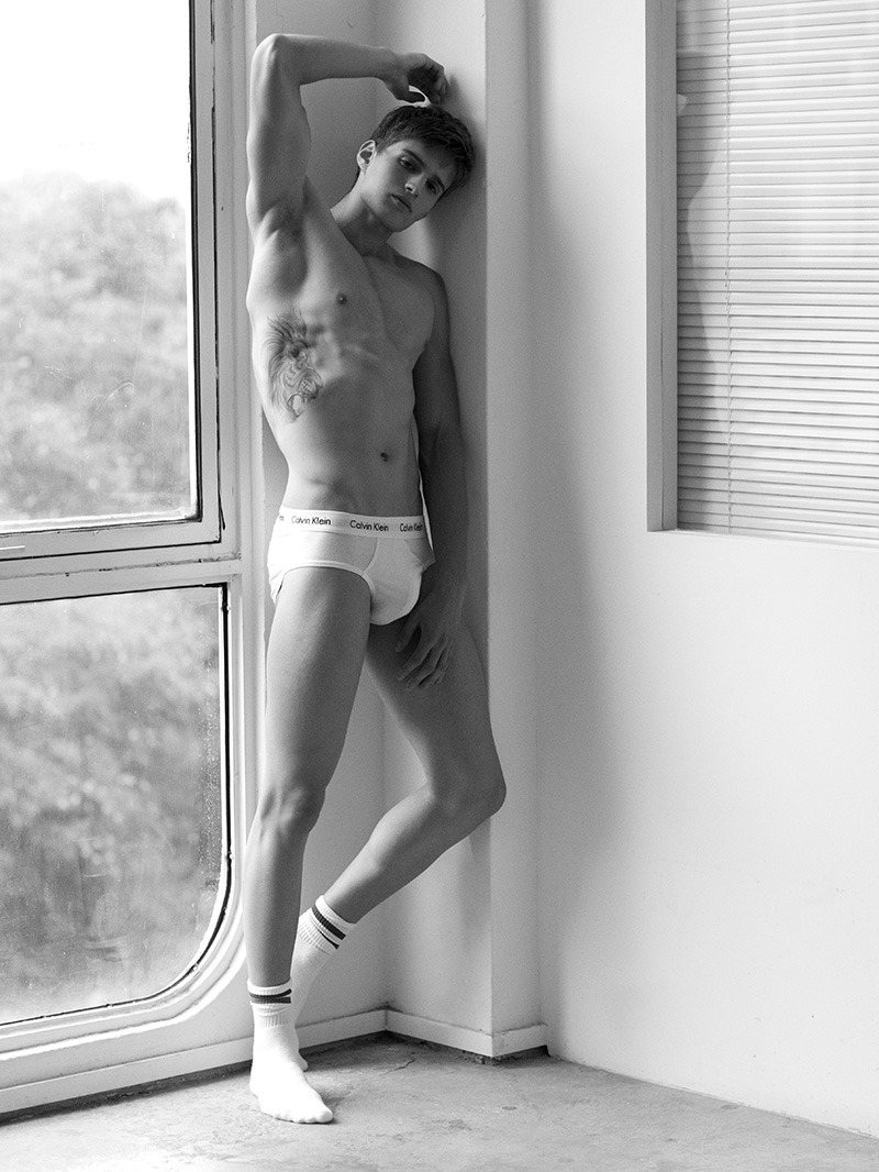 inversesolipsism:  Bruti photographed by Brendan Zhang for Fucking Young! O 