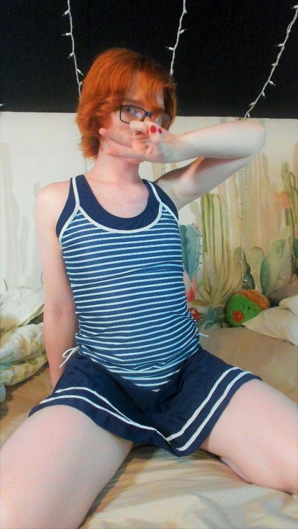 peopleonlylikemeifipostnudes: Today’s been kinda rough, but at least I can finally get back to