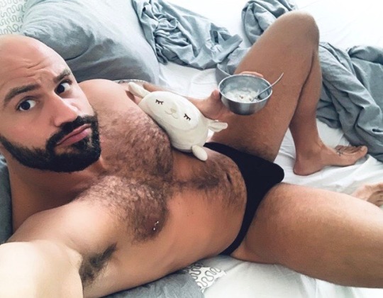 chanelolsen5:  dudethong:    O
