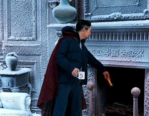 thelostsmiles: Doctor Strange being hot and chill in the Spider-Man: No Way Home teaser trailer (202