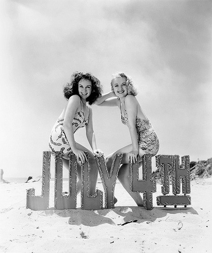 Susan Hayward and Virginia Dale