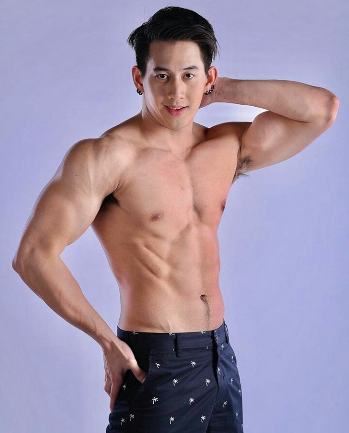 chicosguaposlindos:  Asían Hot Muscle - Klajomza