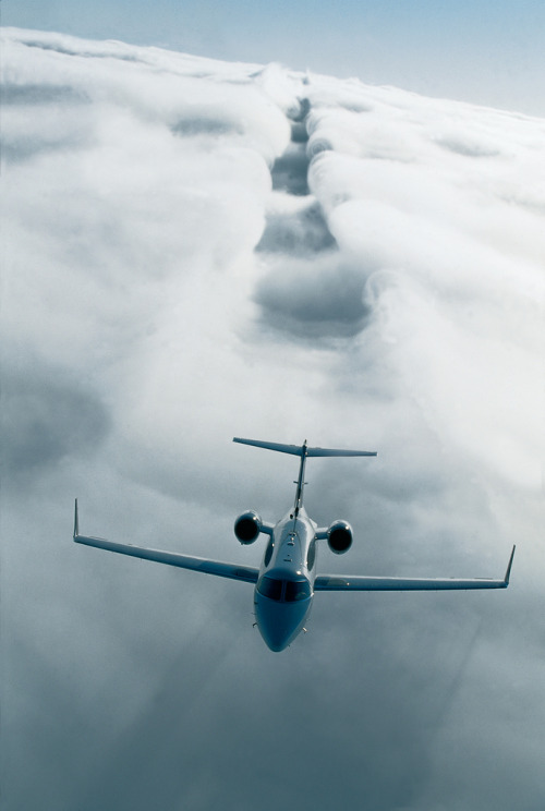 0ce4n-g0d:Learjet 40 XR by Bombardier AerospaceBlog: f0r3ver-kisses