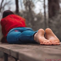 chicago-feet:Can you name the model ? 👣📷🤔 . . . #lovefeet #feetlovers #higharchedfeet #👣 #feetfetishnation #chicagofeet #feet #soles #wrinkledsoles #candidfeet #footmodel #feets #perfectfeet #sexyfeetvideo #sexyfeet #instafeet #feetstagram