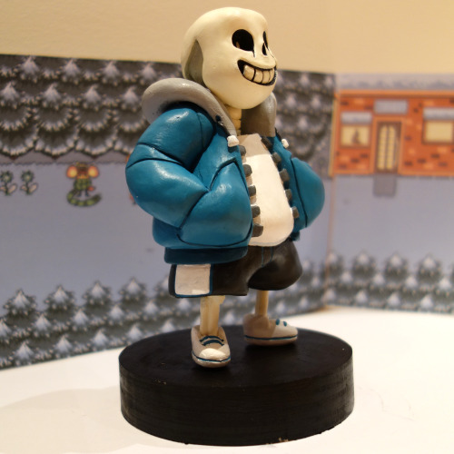 Porn niksync:  Sans the Skeleton figurine!Sans photos