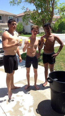 imhereforthemen:  Drinking mimosas with my boys all wet from an ice bath. Looks like fun!  (unmatchedvisionary) 