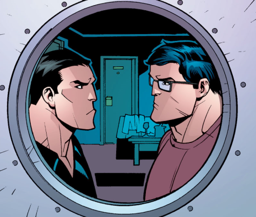 6qubed:thefingerfuckingfemalefury:comicsideblog:bruce and clark pretending really hard to be useless