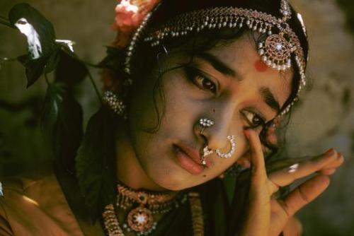 lindazahra:INDIA Madras ( Tamil nandu ) Padma  a young bharatanatyam dancer , February 1966 . Roland